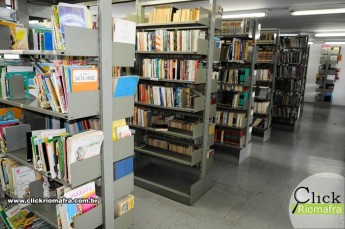 Biblioteca Professora Alzira Maria Do Valle 