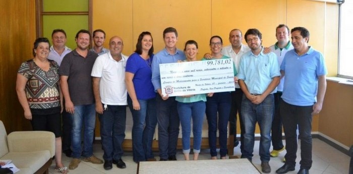 Prefeito e secretários doam primeiro salário em União da Vitória