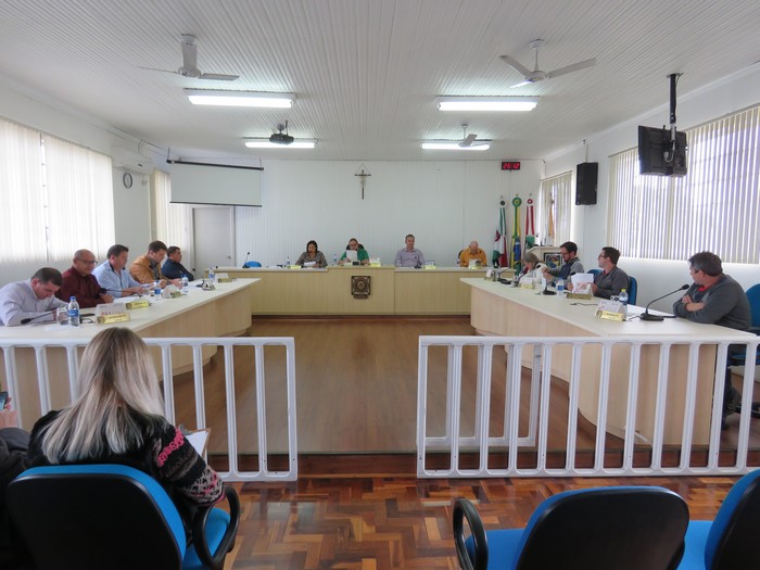 Mafra concede reposição salarial de 4,48 aos servidores públicos efetivos