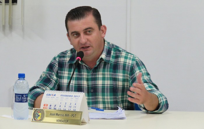 Wittinho pede reforma e substituição de toldos de escolas municipais (3)