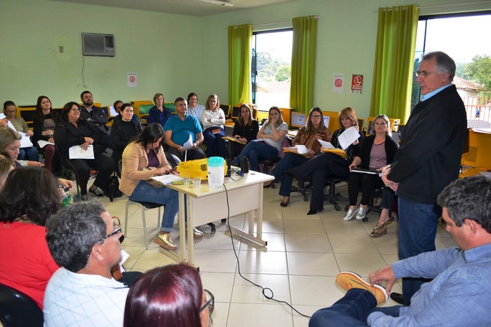 Gerência de Educação da ADR Mafra realiza reuniões com diretores das escolas estaduais da região