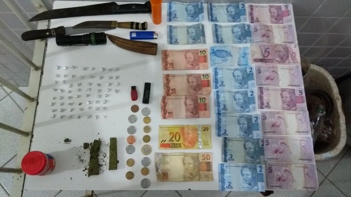 Polícia de Mafra e Papanduva prendem em flagrantes traficantes de drogas