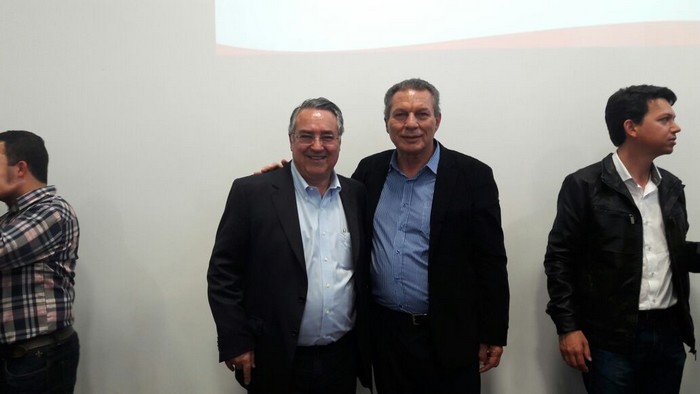 Prefeito de Itaiópolis faz reivindicações em encontro com o governador