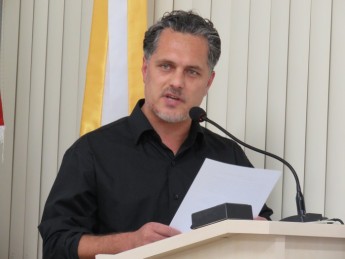 Representante da rua do Portão reivindica melhorias na localidade