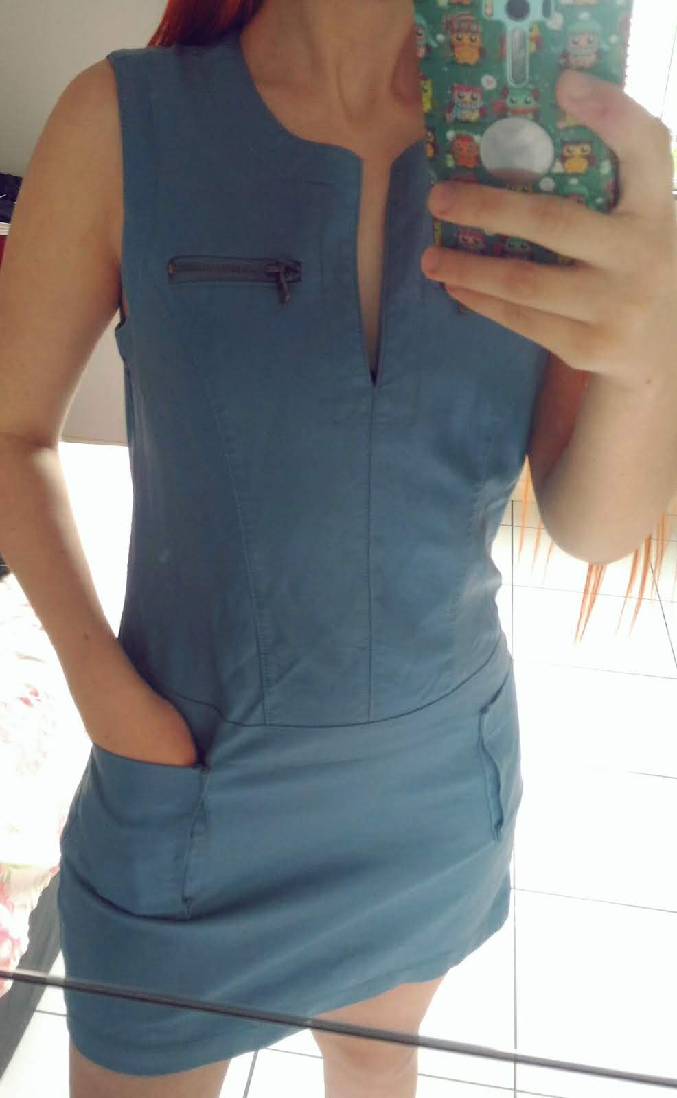 vestido de couro sintetico marrom