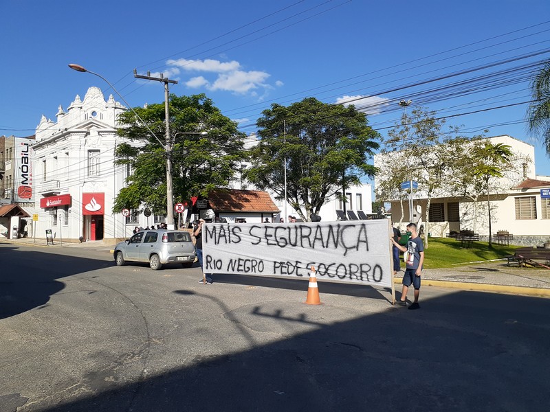 População reclama do trânsito e da falta de organização nas ruas de  Riomafra